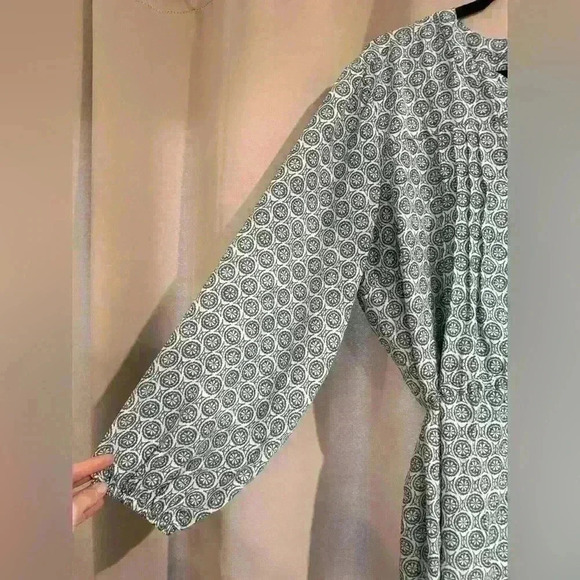 Women’s Tortoise Terra&Sky Blouse - Picture 2 of 6